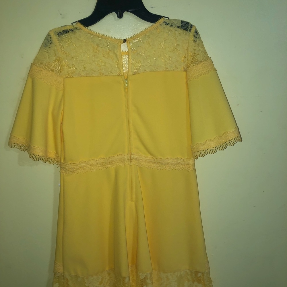 Beautiful yellow girls dress
